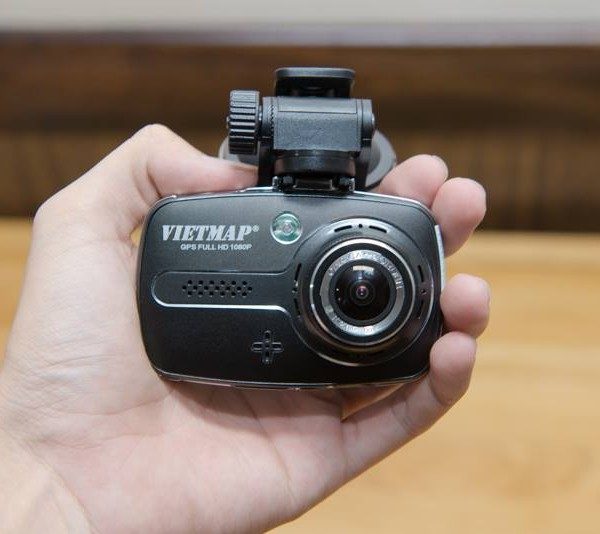 GIAO DIỆN CAMERA HÀNH TRÌNH VIETMAP C6 HIỂN THỊ HÌNH ẢNH RÕ NÉT