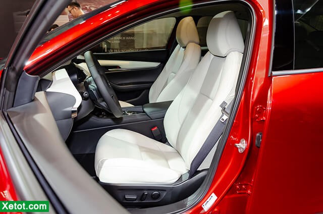 Giá xe Allnew Mazda3 Sedan 1.5 Luxury